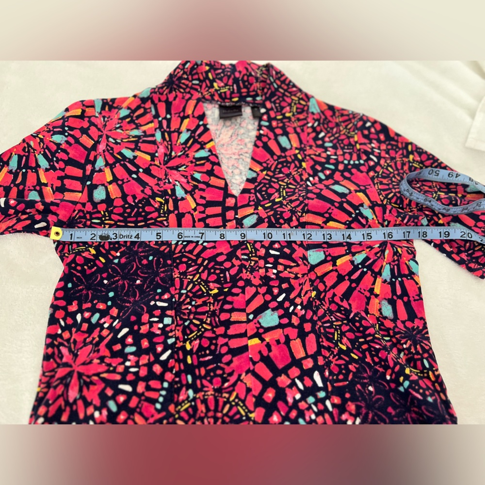 🌟3 for $25🌟 Rafaella Women’s Vibrant Bold Patterned Top - Picture 11 of 12